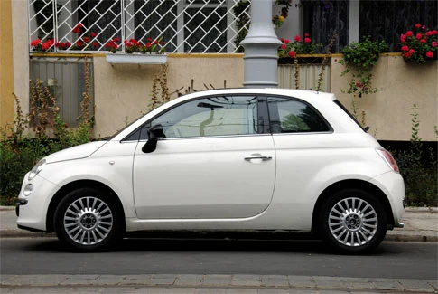 weißer Fiat 500 – Beispiel für Gebrauchtwagenankauf Stadtlohn